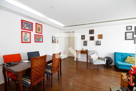 Sala de Estar e Jantar de apartamento para alugar com 2 quartos, 117m² em Cerqueira César, São Paulo
