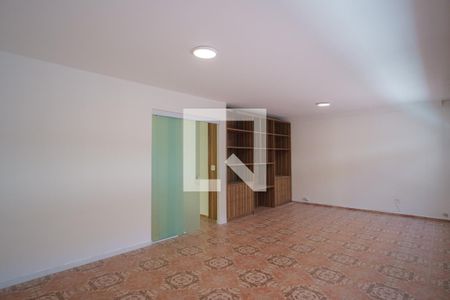Sala de casa para alugar com 4 quartos, 300m² em Vila Zilda, São Paulo