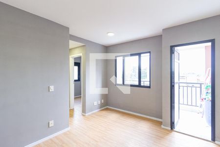 Sala e Cozinha de apartamento à venda com 2 quartos, 39m² em Ayrosa, Osasco