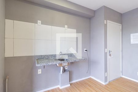 Sala e Cozinha de apartamento à venda com 2 quartos, 39m² em Ayrosa, Osasco