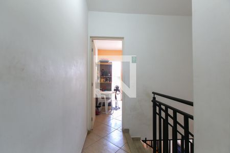 Corredor de casa à venda com 2 quartos, 72m² em Parque Cruzeiro do Sul, São Paulo