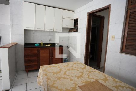 Cozinha de casa de condomínio para alugar com 4 quartos, 80m² em Stella Maris, Salvador