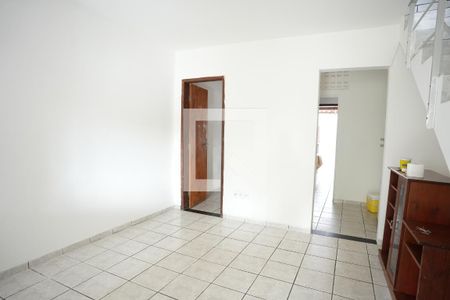Sala de casa de condomínio para alugar com 4 quartos, 80m² em Stella Maris, Salvador