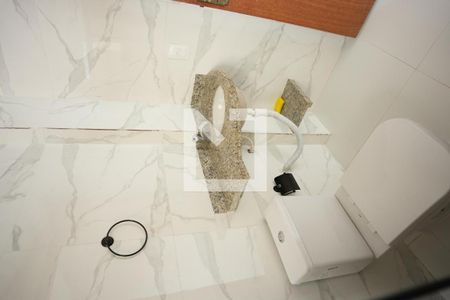 Banheiro da Suíte 2 de casa de condomínio para alugar com 4 quartos, 80m² em Stella Maris, Salvador