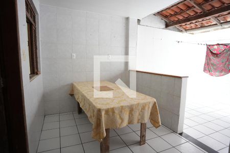 Cozinha de casa de condomínio para alugar com 4 quartos, 80m² em Stella Maris, Salvador