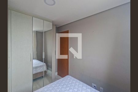 Quarto  1 de apartamento para alugar com 2 quartos, 46m² em Jardim Íris, São Paulo