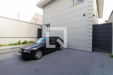 Garagem de casa à venda com 3 quartos, 260m² em Jardim da Gloria, São Paulo