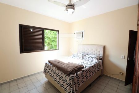 Quarto Suíte de apartamento para alugar com 4 quartos, 130m² em Balneario Guarujá, Guarujá