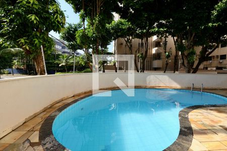 Área comum - Piscina de apartamento para alugar com 4 quartos, 130m² em Balneario Guarujá, Guarujá