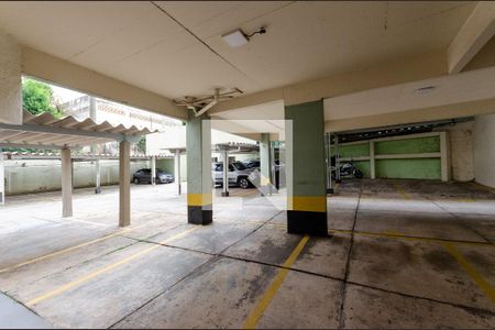 Garagem de apartamento para alugar com 2 quartos, 65m² em Vila Albertina, São Paulo