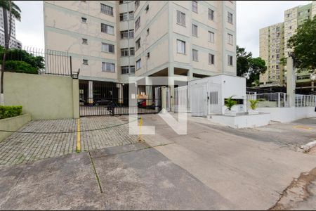 Fachada de apartamento para alugar com 2 quartos, 65m² em Vila Albertina, São Paulo