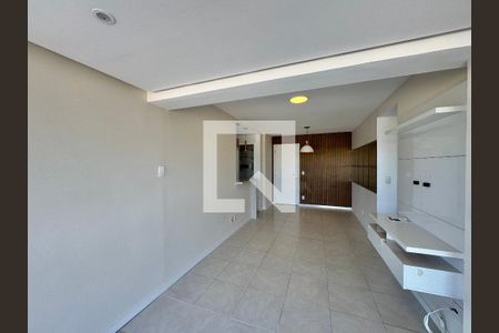 Sala de apartamento para alugar com 2 quartos, 75m² em Recreio dos Bandeirantes, Rio de Janeiro