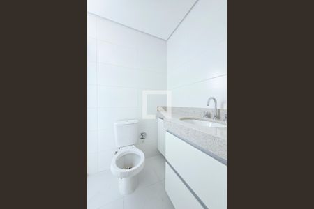 Banheiro da Suíte de apartamento para alugar com 1 quarto, 79m² em Parque Res. Aquarius, São José dos Campos