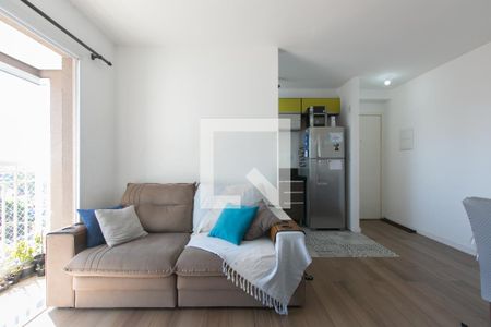 Sala de apartamento à venda com 2 quartos, 47m² em Vila Carmosina, São Paulo