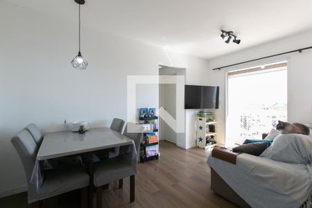 Sala de apartamento à venda com 2 quartos, 47m² em Vila Carmosina, São Paulo