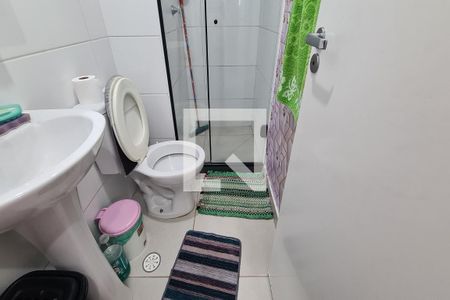 Banheiro de apartamento para alugar com 2 quartos, 34m² em Jardim Adutora, São Paulo
