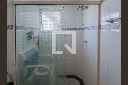 Banheiro de apartamento à venda com 3 quartos, 110m² em Piqueri, São Paulo