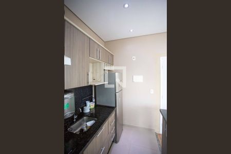 Cozinha de apartamento à venda com 2 quartos, 44m² em Canhema, Diadema