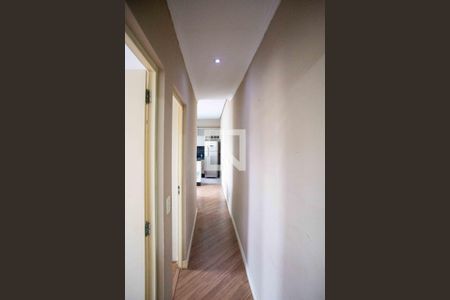 Corredor de apartamento à venda com 2 quartos, 44m² em Canhema, Diadema