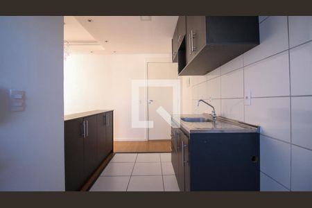 Cozinha de apartamento para alugar com 2 quartos, 40m² em Vila Graciosa, São Paulo