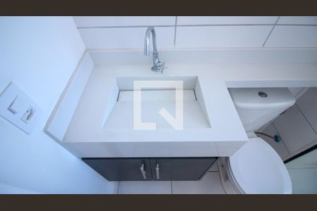 Banheiro de apartamento para alugar com 2 quartos, 40m² em Vila Graciosa, São Paulo