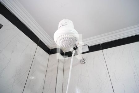 Banheiro de apartamento à venda com 2 quartos, 56m² em Vila Marieta, São Paulo