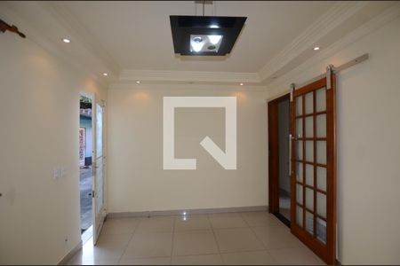 Sala de casa para alugar com 2 quartos, 80m² em Cascadura, Rio de Janeiro