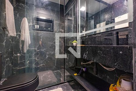 Banheiro de kitnet/studio à venda com 1 quarto, 27m² em Cerqueira César, São Paulo