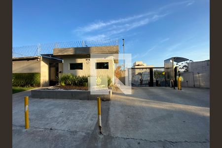 Fachada de apartamento para alugar com 2 quartos, 59m² em Cemucam, Cotia