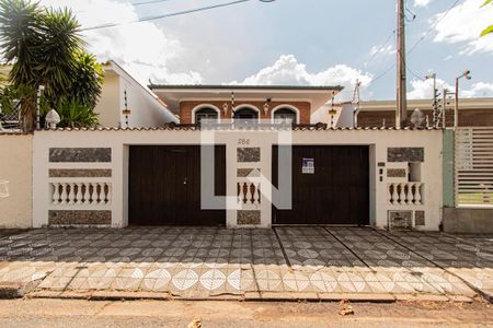 Fachada de casa para alugar com 4 quartos, 150m² em Jardim America, Sorocaba