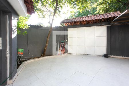 Garagem de casa à venda com 4 quartos, 300m² em Vila Matilde, São Paulo