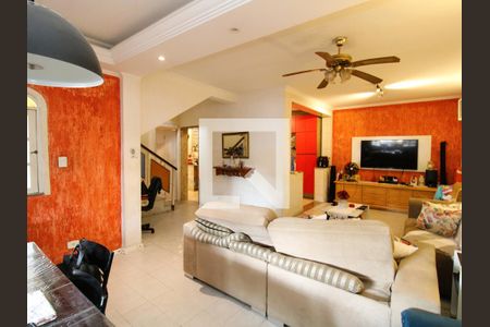 Sala de casa à venda com 2 quartos, 300m² em Jardim Modelo, São Paulo