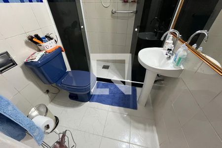 Banheiro de apartamento à venda com 3 quartos, 78m² em Jardim Guanabara, Rio de Janeiro