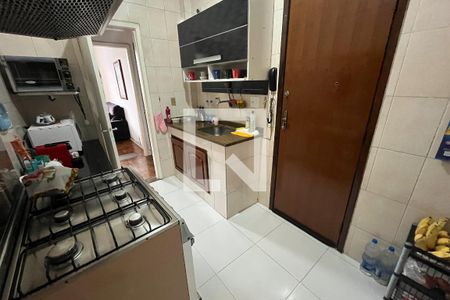 Cozinha de apartamento à venda com 3 quartos, 78m² em Jardim Guanabara, Rio de Janeiro