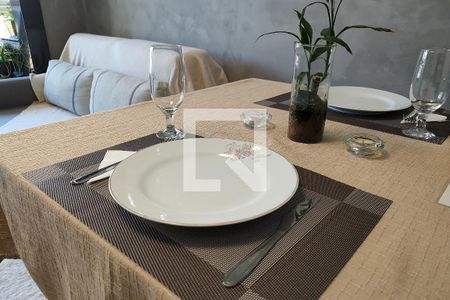 Sala de apartamento para alugar com 2 quartos, 65m² em Canto do Forte, Praia Grande