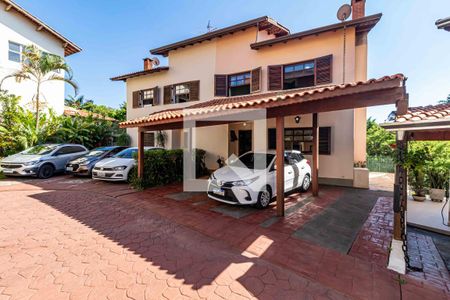 Garagem de casa à venda com 4 quartos, 250m² em Parque dos Principes, São Paulo