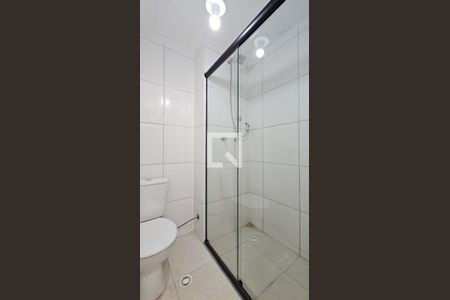 Banheiro de apartamento à venda com 2 quartos, 38m² em Vila Sofia, São Paulo