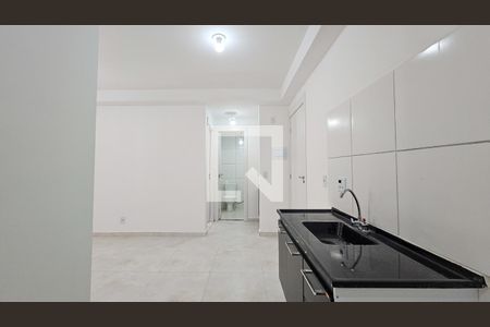 Cozinha de apartamento à venda com 2 quartos, 38m² em Vila Sofia, São Paulo