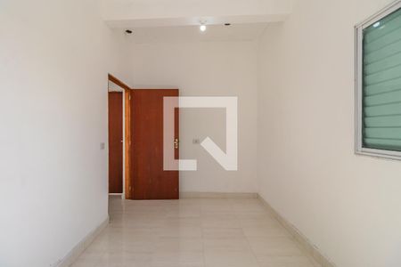 Quarto 1 de casa para alugar com 2 quartos, 60m² em Jardim Silveira, Barueri