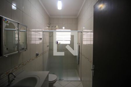 Banheiro de casa à venda com 7 quartos, 145m² em Sítio da Figueira, São Paulo