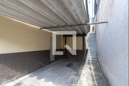 Garagem de casa para alugar com 2 quartos, 60m² em Vila Caraguata, São Paulo