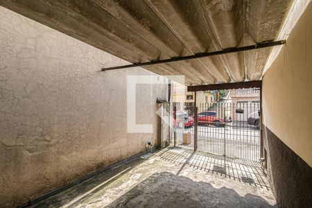 Garagem de casa para alugar com 2 quartos, 60m² em Vila Caraguata, São Paulo