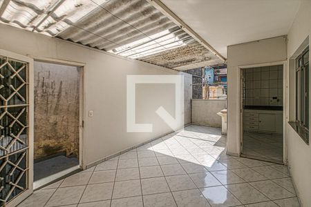 Área de Serviço de casa para alugar com 2 quartos, 60m² em Vila Caraguata, São Paulo