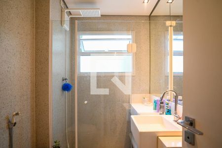Banheiro de apartamento à venda com 1 quarto, 44m² em Aclimação, São Paulo