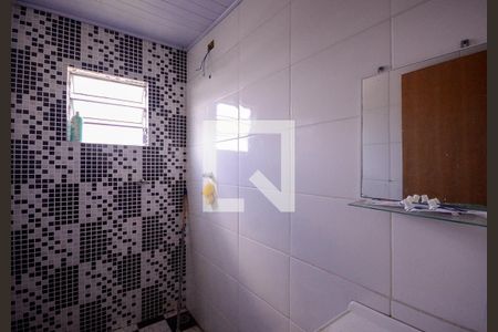 Banheiro  de casa à venda com 2 quartos, 65m² em Vila Moraes, São Paulo