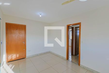 Sala de apartamento para alugar com 2 quartos, 60m² em Santa Ines, Belo Horizonte