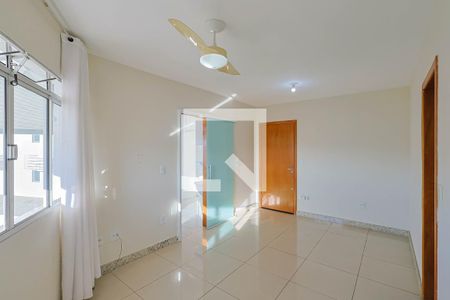 Sala de apartamento para alugar com 2 quartos, 60m² em Santa Ines, Belo Horizonte