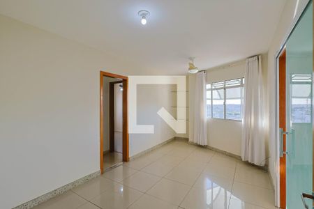 Sala de apartamento para alugar com 2 quartos, 60m² em Santa Ines, Belo Horizonte
