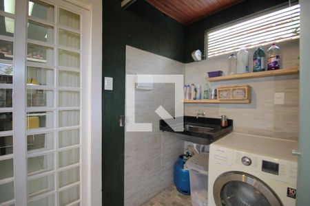 Área de Serviço de casa para alugar com 3 quartos, 80m² em Vera Cruz, Belo Horizonte