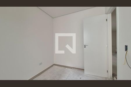 Quarto de apartamento à venda com 2 quartos, 45m² em Vila Gilda, Santo André